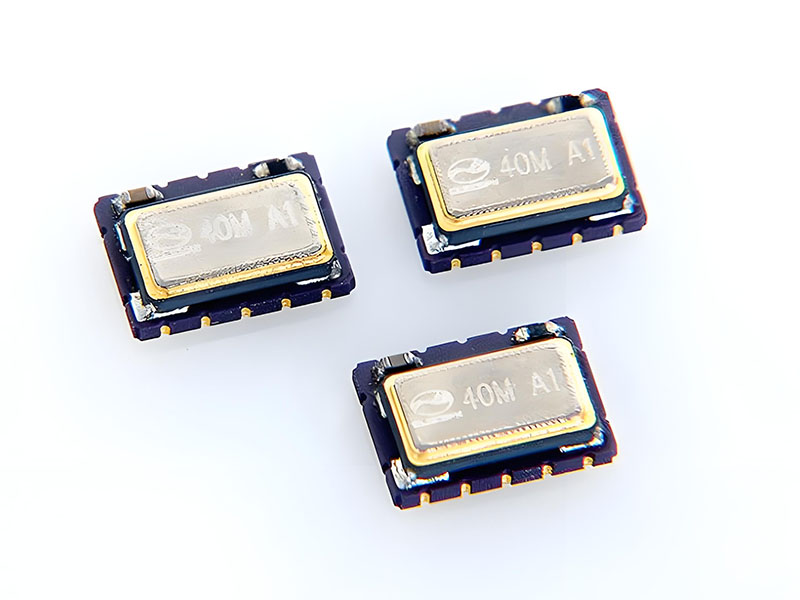 STXO25 SMD TCXO