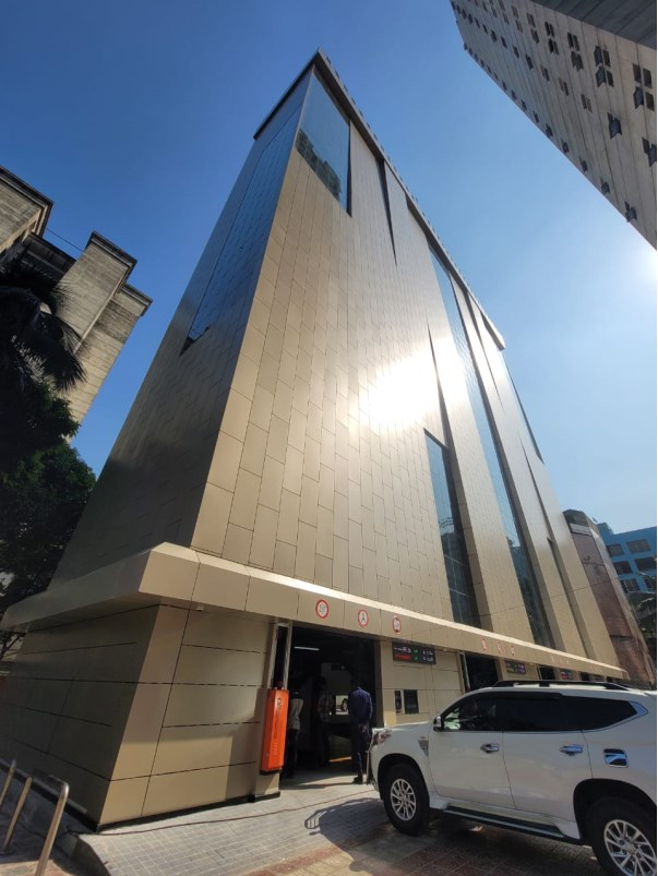Bangladesh - 15 vertical lifting parking system - 150 car spaces