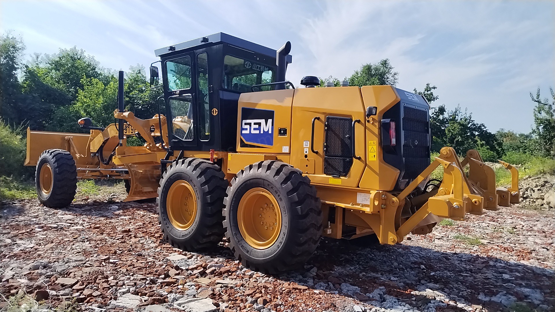 Niveleuse SEM 919 AWD