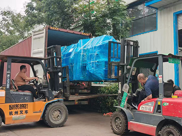 Frying assembly line delivery