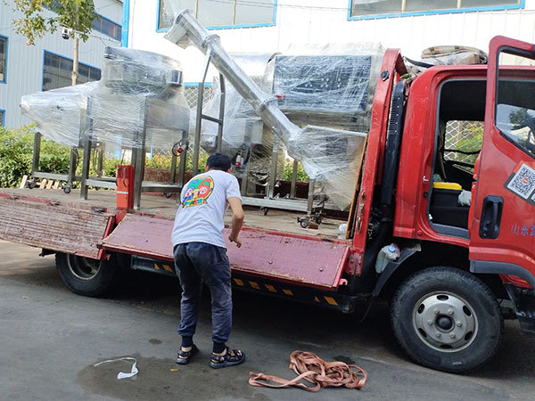 Roller powder loader shipment