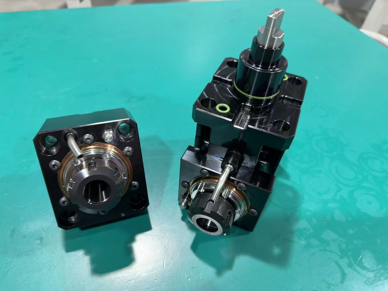 Driven tool holder