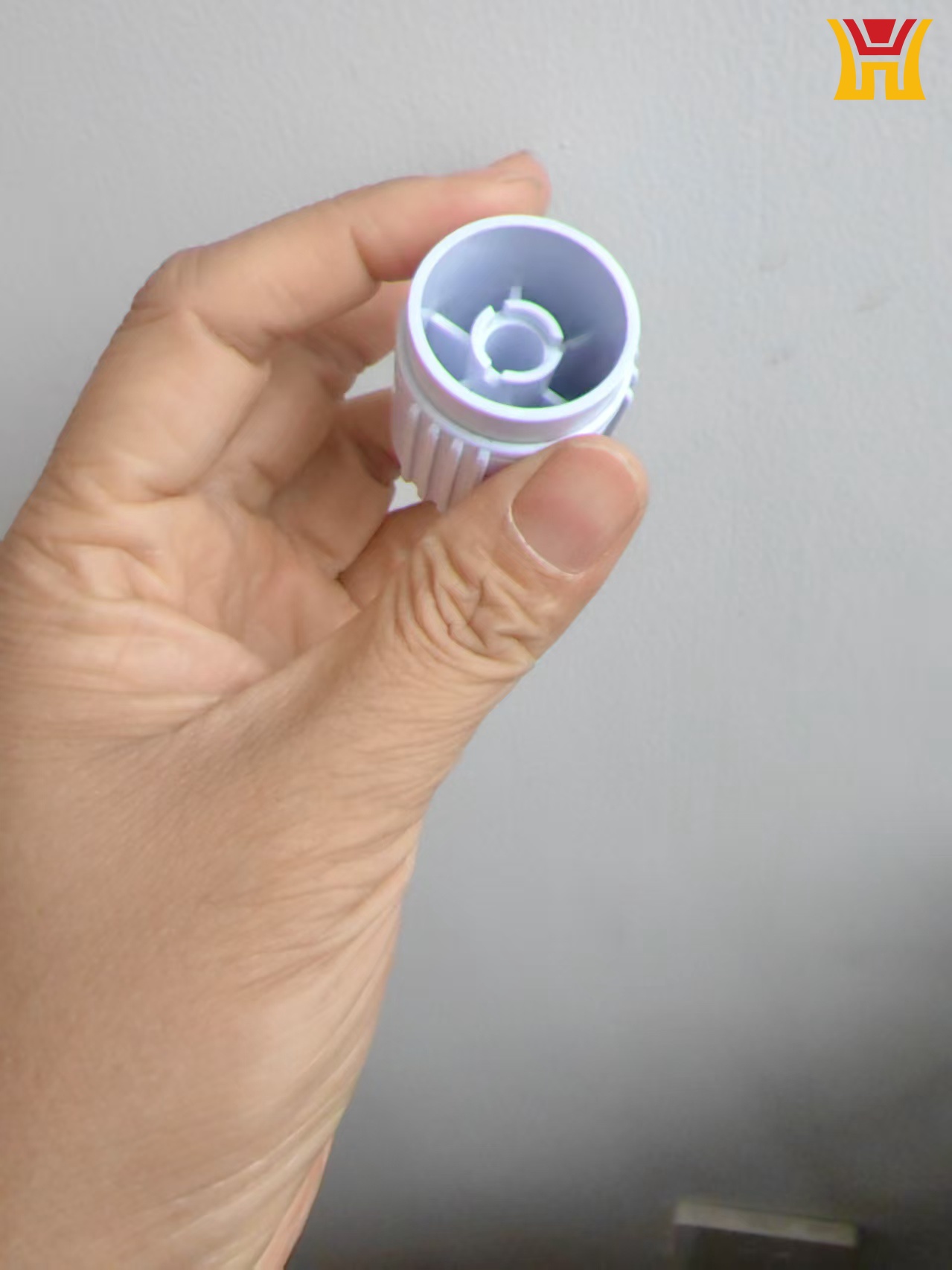 ZIBO HUIWEN Custom Ribbed Plastic Pipe Cover