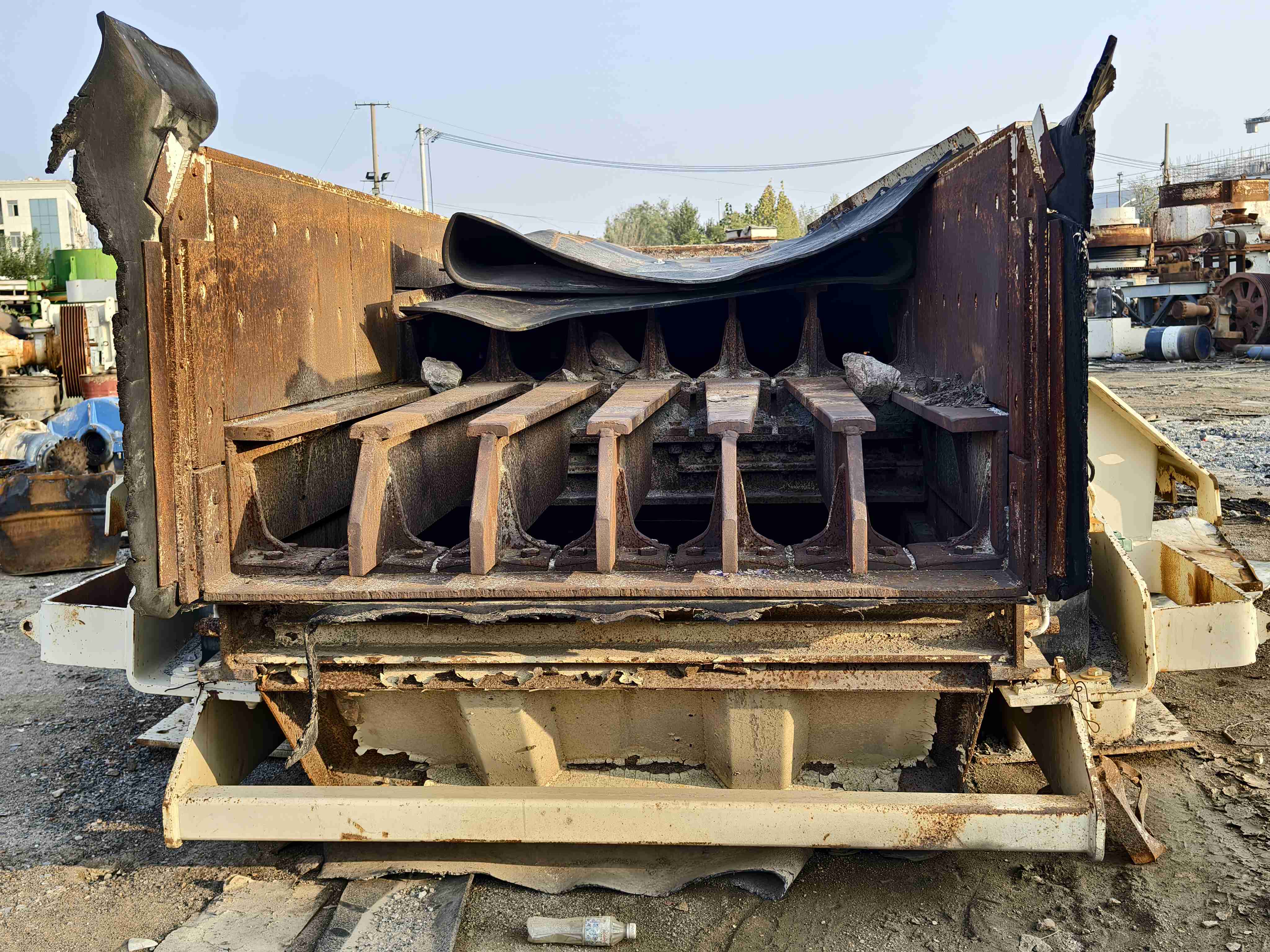 Metso B16 Feeder