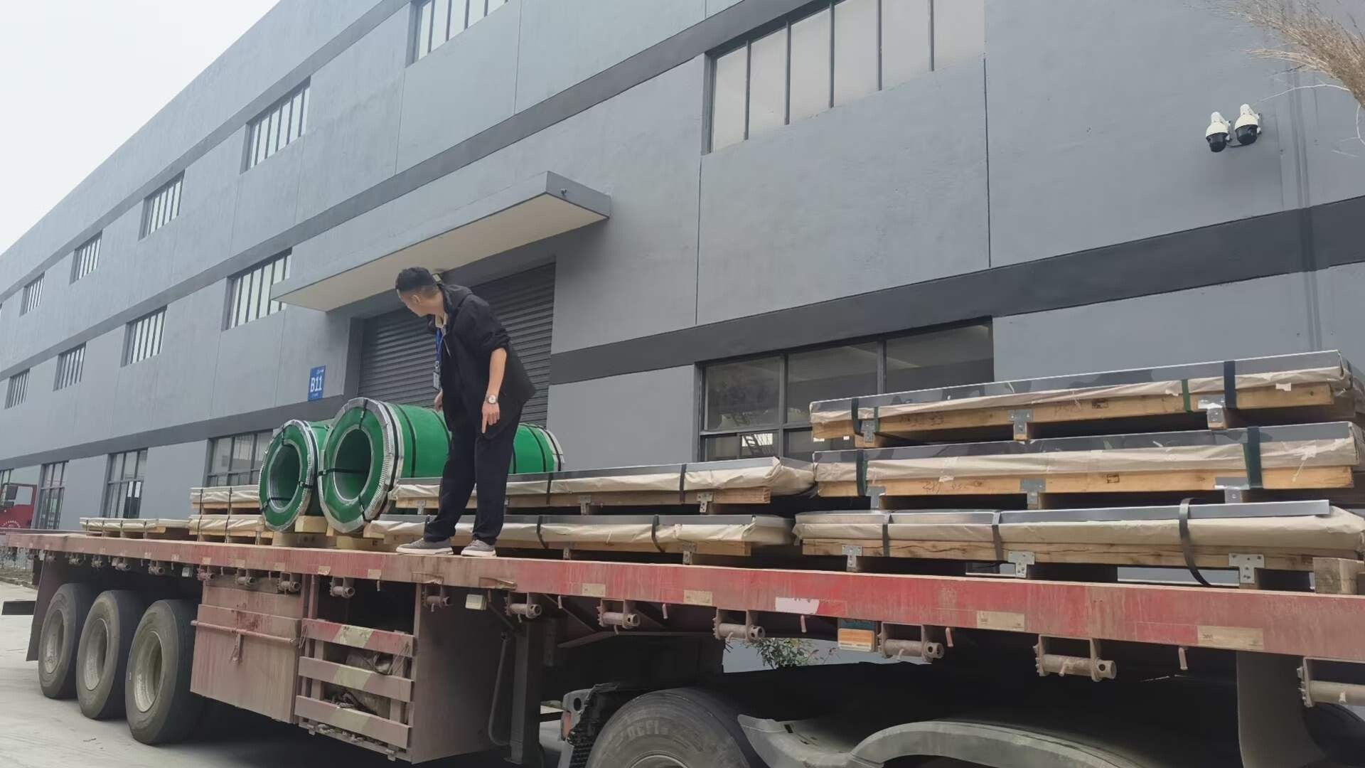 304 stainless steel coils and 306l stainless steel sheet deliver to Korea