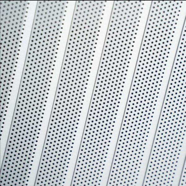 Holes & Slots Plates