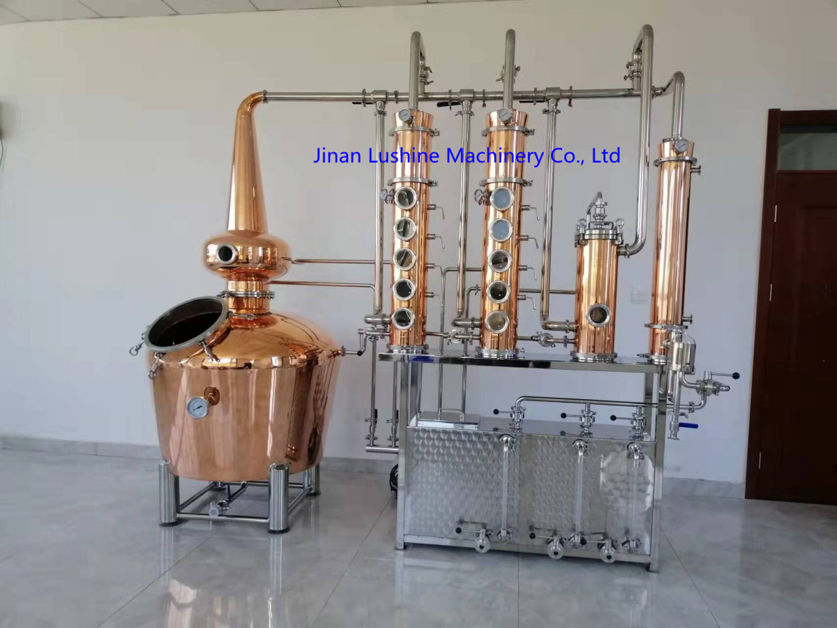 300L Distillation equipment.jpg 300L Distillation equipment