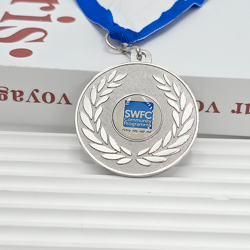 Community Project Silver Wheat Ear Relief Commemorative Medal, Metallic Charity Event Collectible Medal