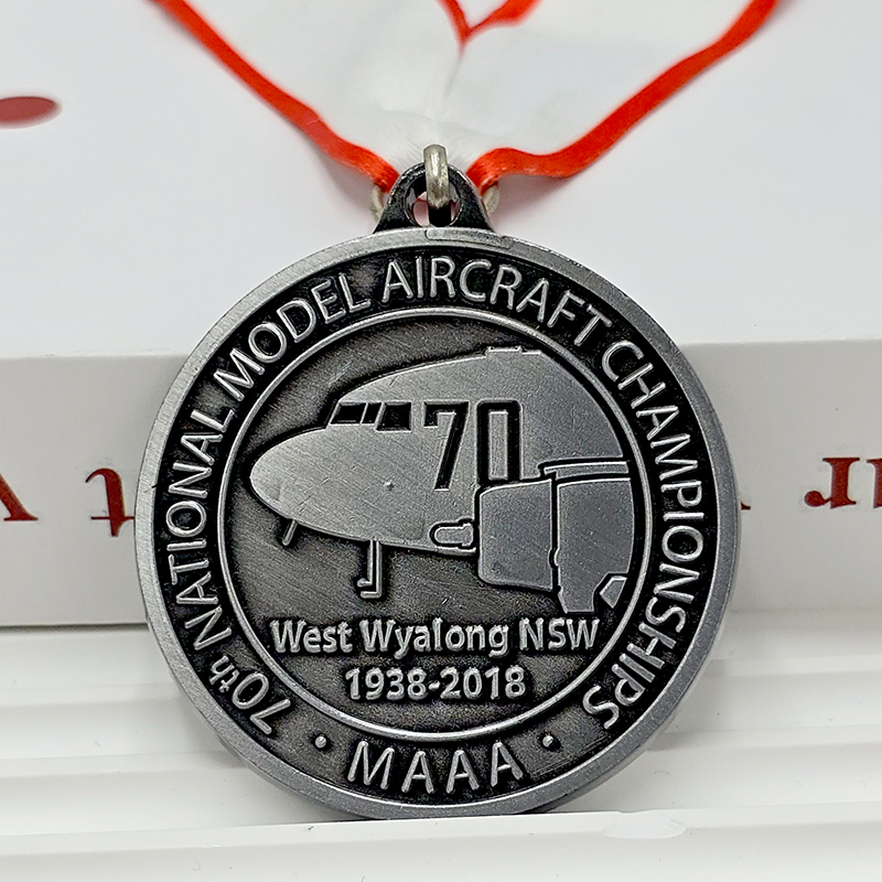 Retro gunmetal airplane relief commemorative medal for model aircraft championships, metallic model aircraft competition collectible medal
