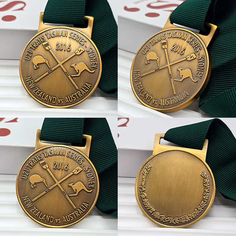 Vintage bronze metal medal commemorating the Sydney ANZAC Trans-Tasman Rowing Series; Kangaroo relief sculpture, international race collectible.