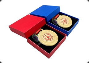 Top and bottom lid gift box
