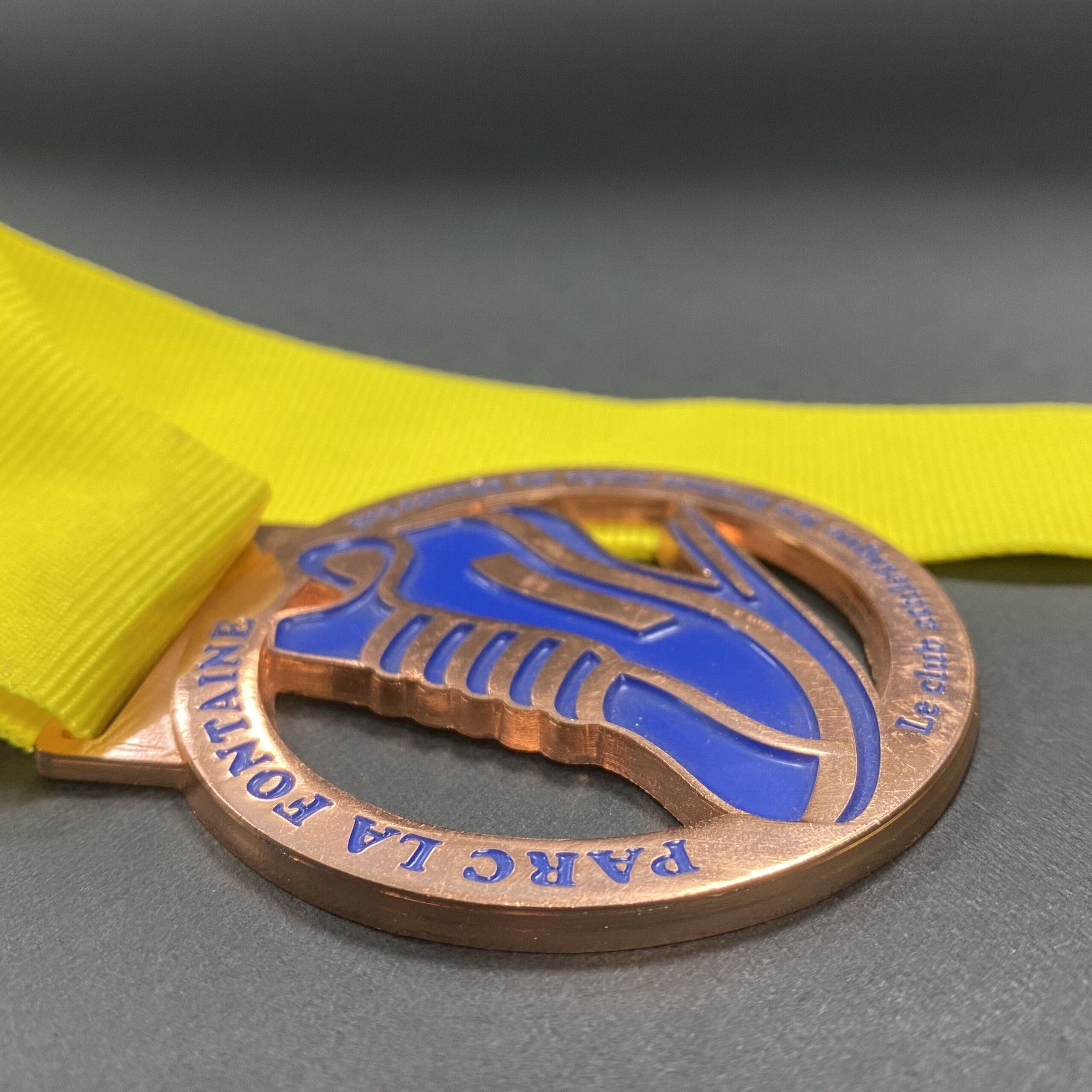 Competition Hollow Parc La Fontaine Shoes Marathon Running Sports Medal