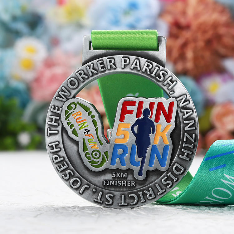 Free Design Logo Letter Custom Sports Medals 3D Fun 5k Running Medal Hollow Enamel Silver Plated 3D Medal with Ribbon