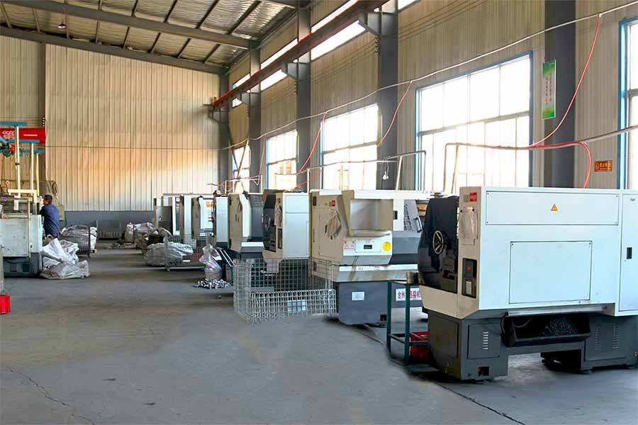 1596433238 precision cnc machining workshop