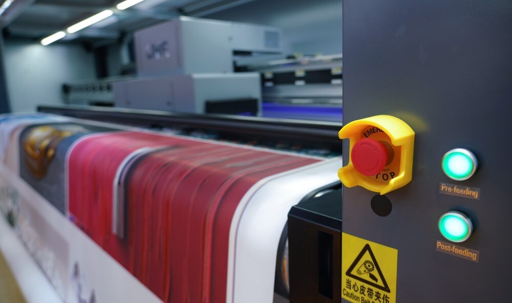 M3300 Imprimante hybride multifonction UV