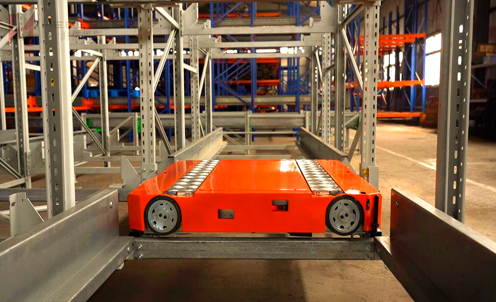 Moteur-roue pour systèmes de navettes d’entrepôt