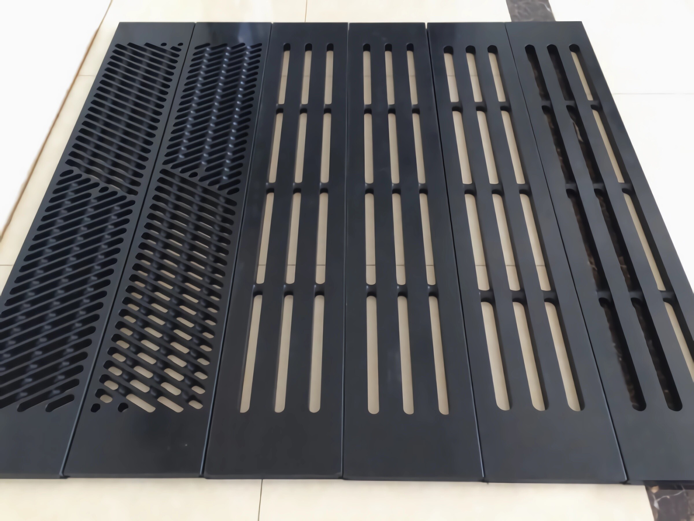 New Materials Empower Industrial Components: Polyethylene Vacuum Box Covers Support Long-Term, Stable Equipment Operation