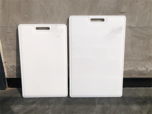 Polyethylene plastic cutting board: A practical choice for modern kitchens
