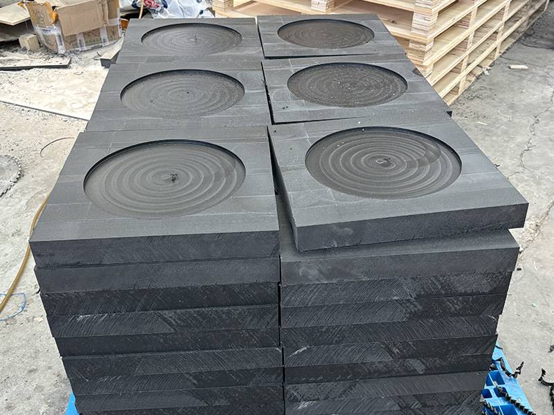 Polyethylene Outrigger Pads: Reliable Stability for Truck-Mounted Cranes on the Job