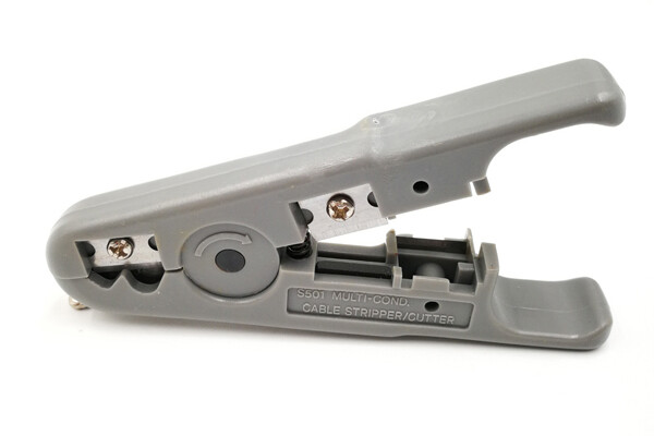 Multi-function UTP/STP Coaxial Stripper & Cutter HT-S501A