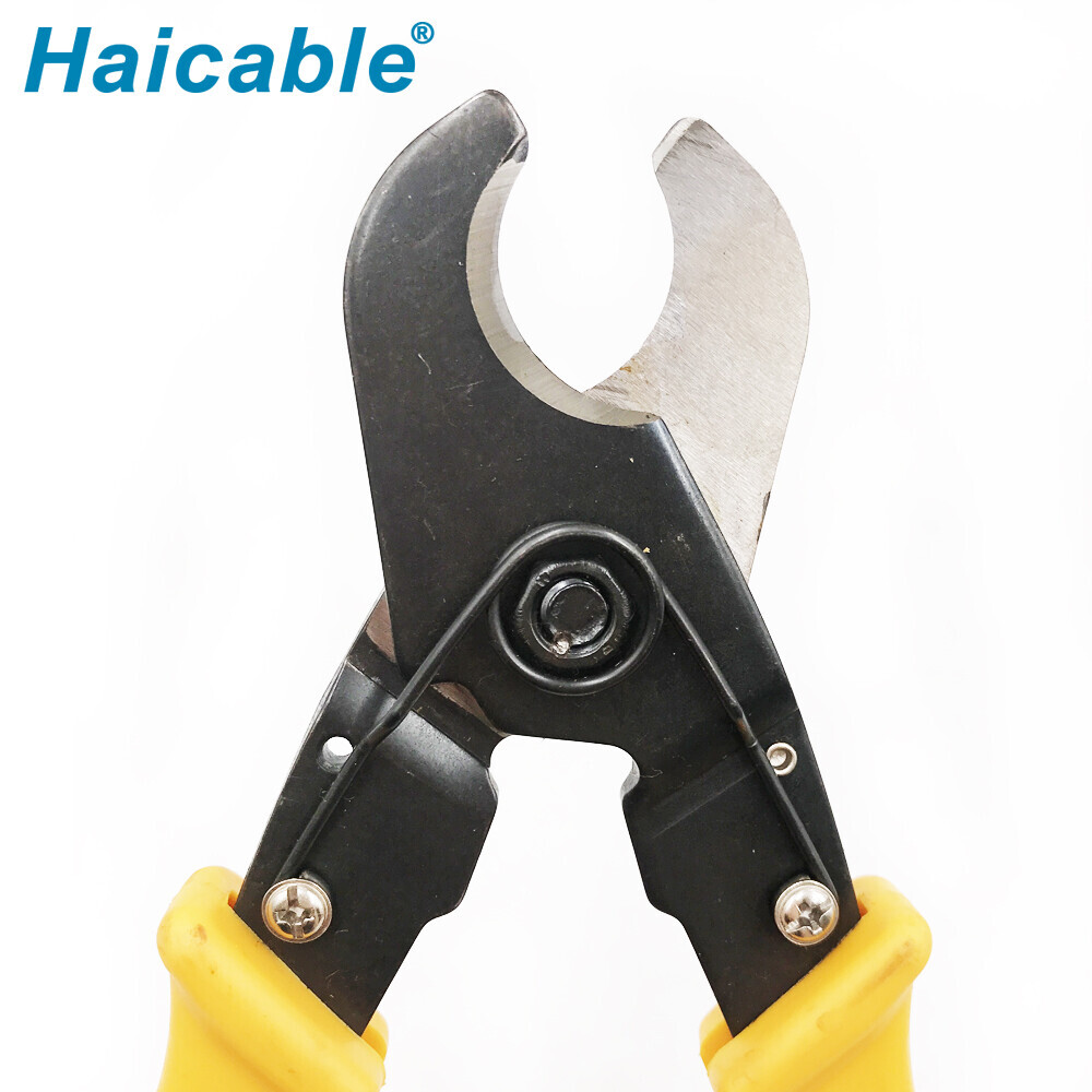 Max 70mm² Cu/Al Cable Cutter HS-330A
