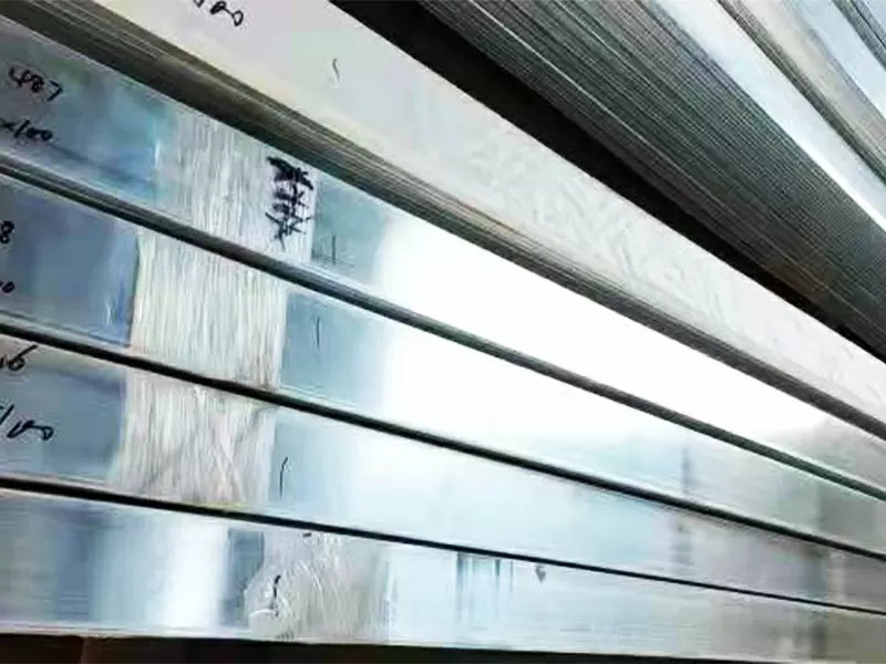 8000 Series Aluminum row