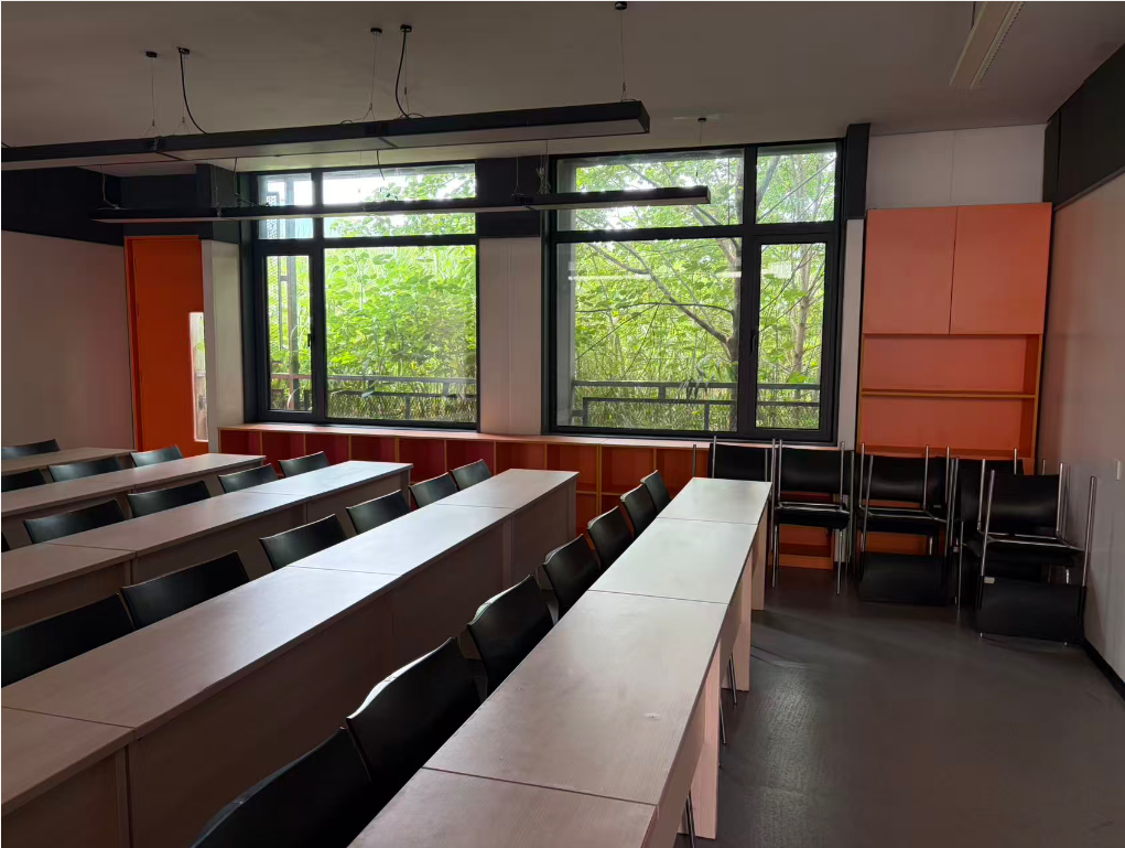 Winner Offshore DNV 2.7-1 Custom Offshore Meeting Room: A Decision-Making Space for Efficient Collaboration Winner Offshore DNV 2.7-1 Custom Offshore Meeting Room: A Decision-Making Space for Efficient Collaboration