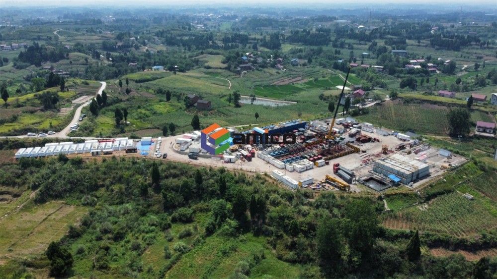 AMICO gas generator set for hydraulic fracking operations in China