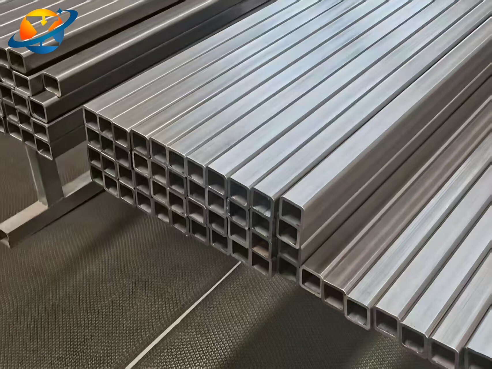 Titanium square pipe/tube
