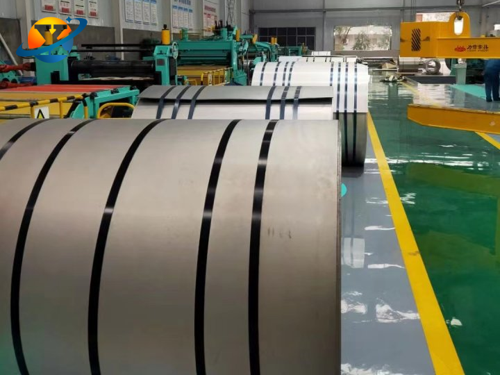 Titanium coil/strip