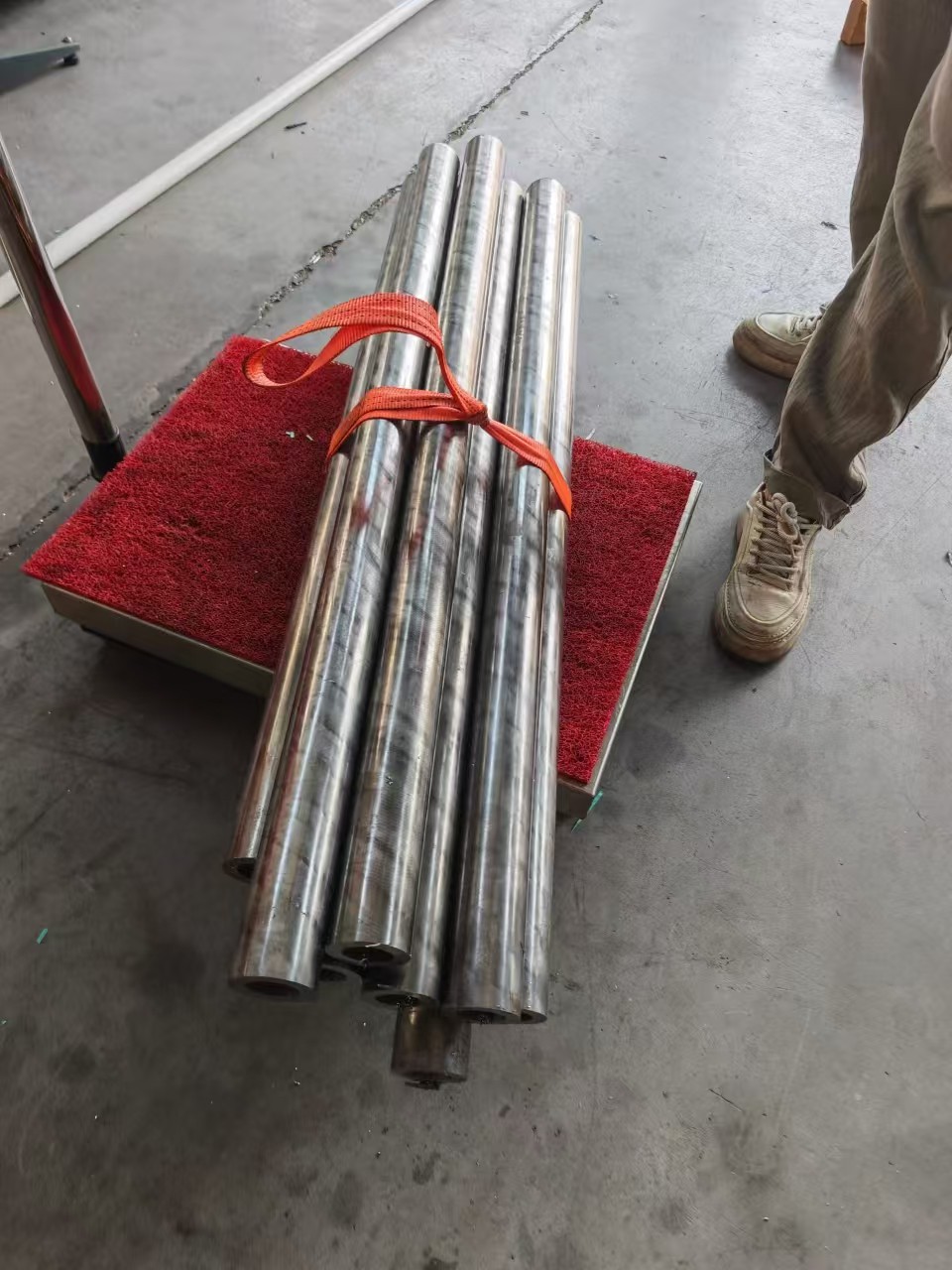 Hastelloy Pipe & Tube