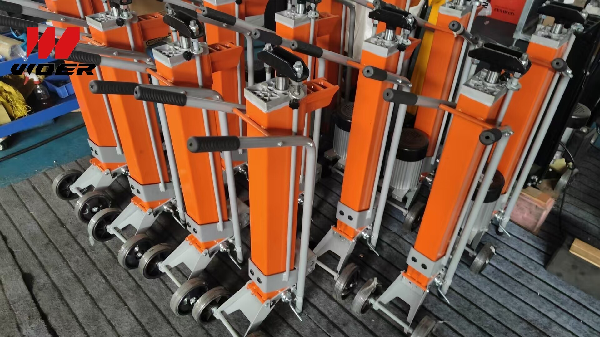 8 Ton Electric Log Splitter Shipped to Norway 8 Ton Electric Log Splitter Shipped to Norway