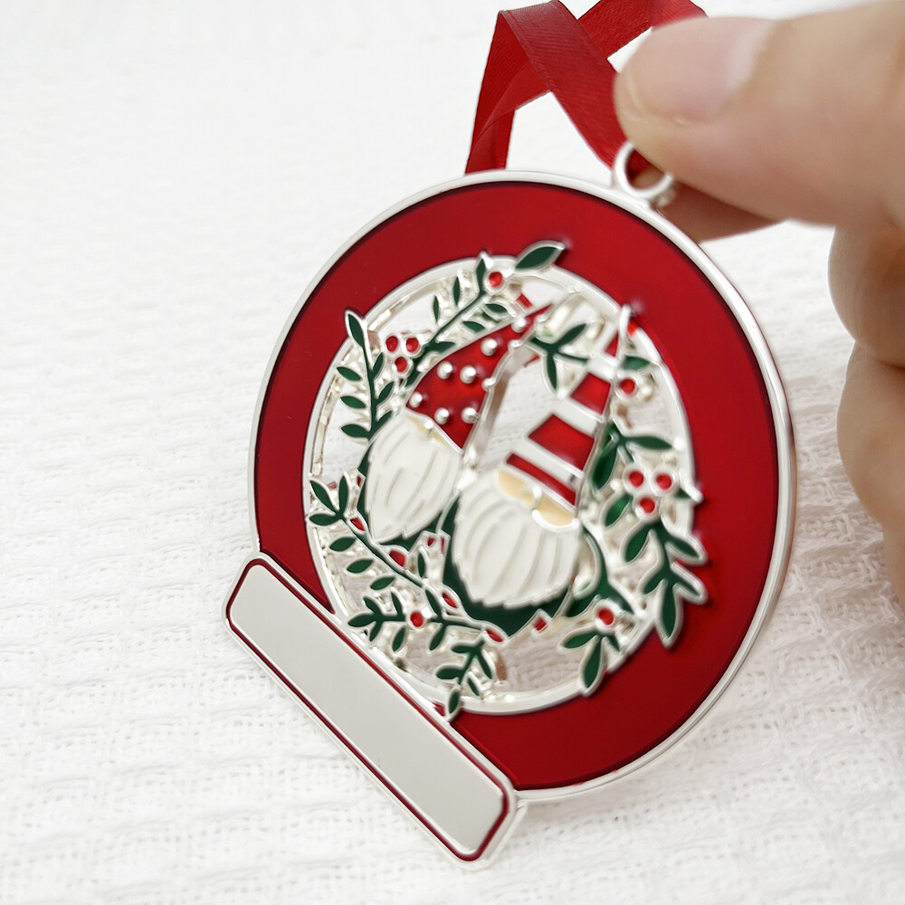 Metal Gnome Couple Christmas Ornament Piercing Embossed Gnomes Christmas Ornament
