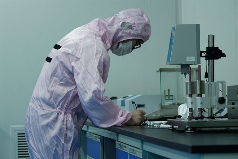 Diamond Lapping Film for Semiconductor Applications