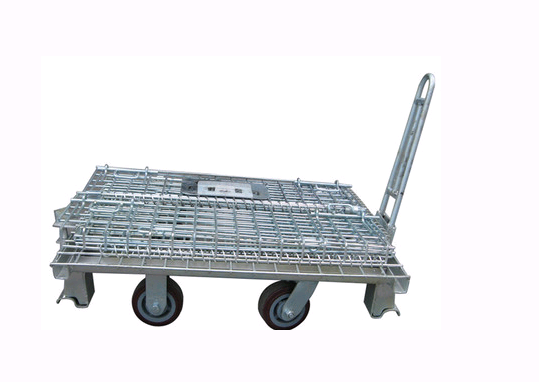 Storage cage with towing casters A4