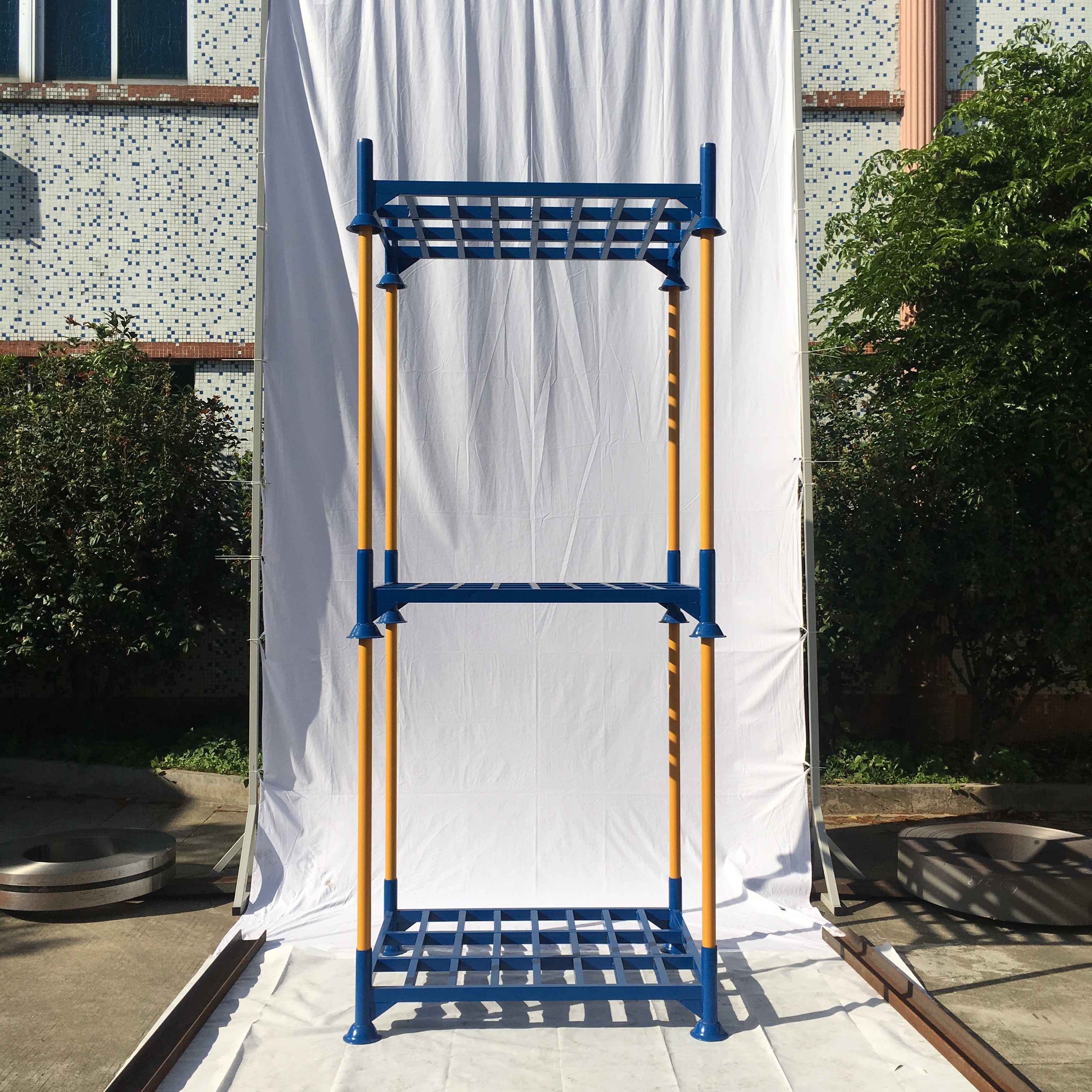 Stacking rack