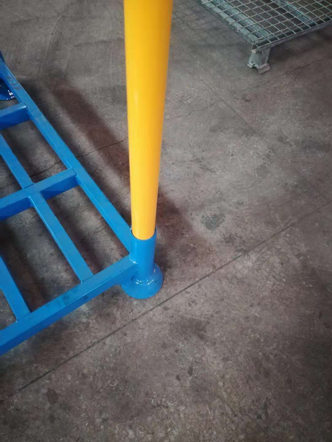 Stacking rack