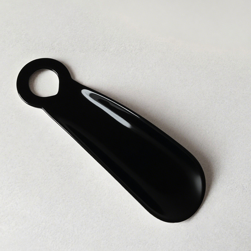 Shoehorn