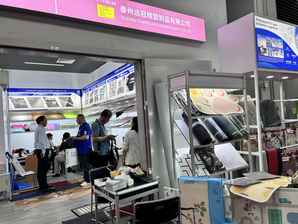 Taizhou Yuanguan Rubber & Plastic Products Co., Ltd. made a grand appearance at the 137th Canton Fair.