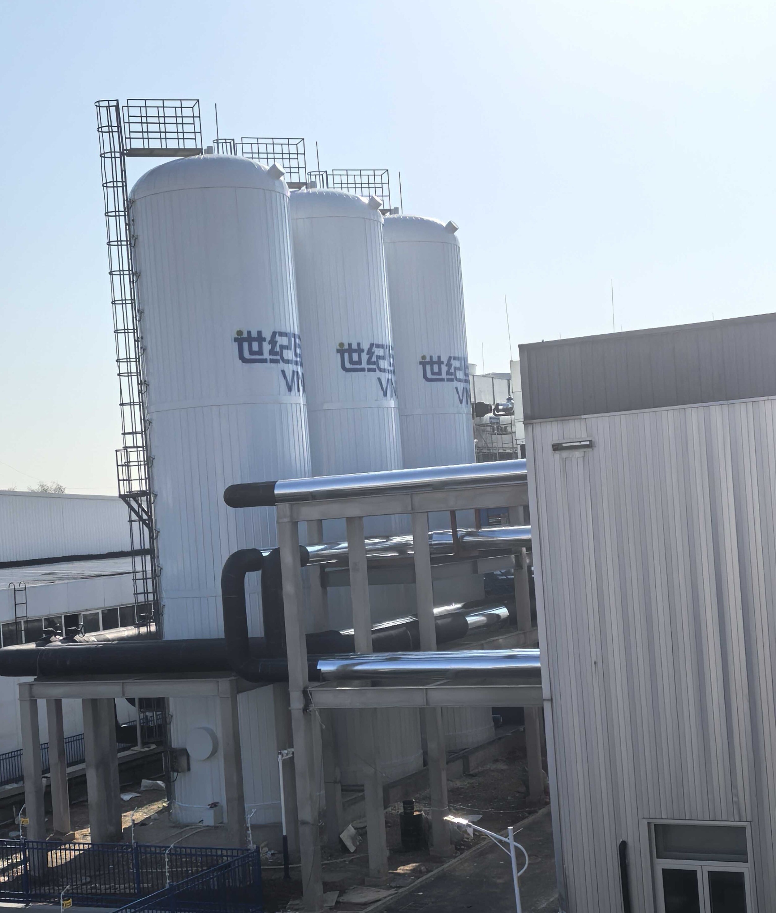 Chilled Water Storage: The Future of Industrial Cooling Chilled Water Storage: The Future of Industrial Cooling