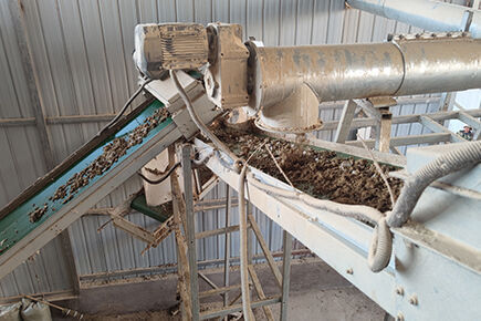 Our company finished chicken manure drying poultry