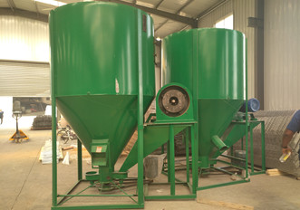 Pourquoi devons-nous avoir une usine d'aliments dans notre ferme avicole