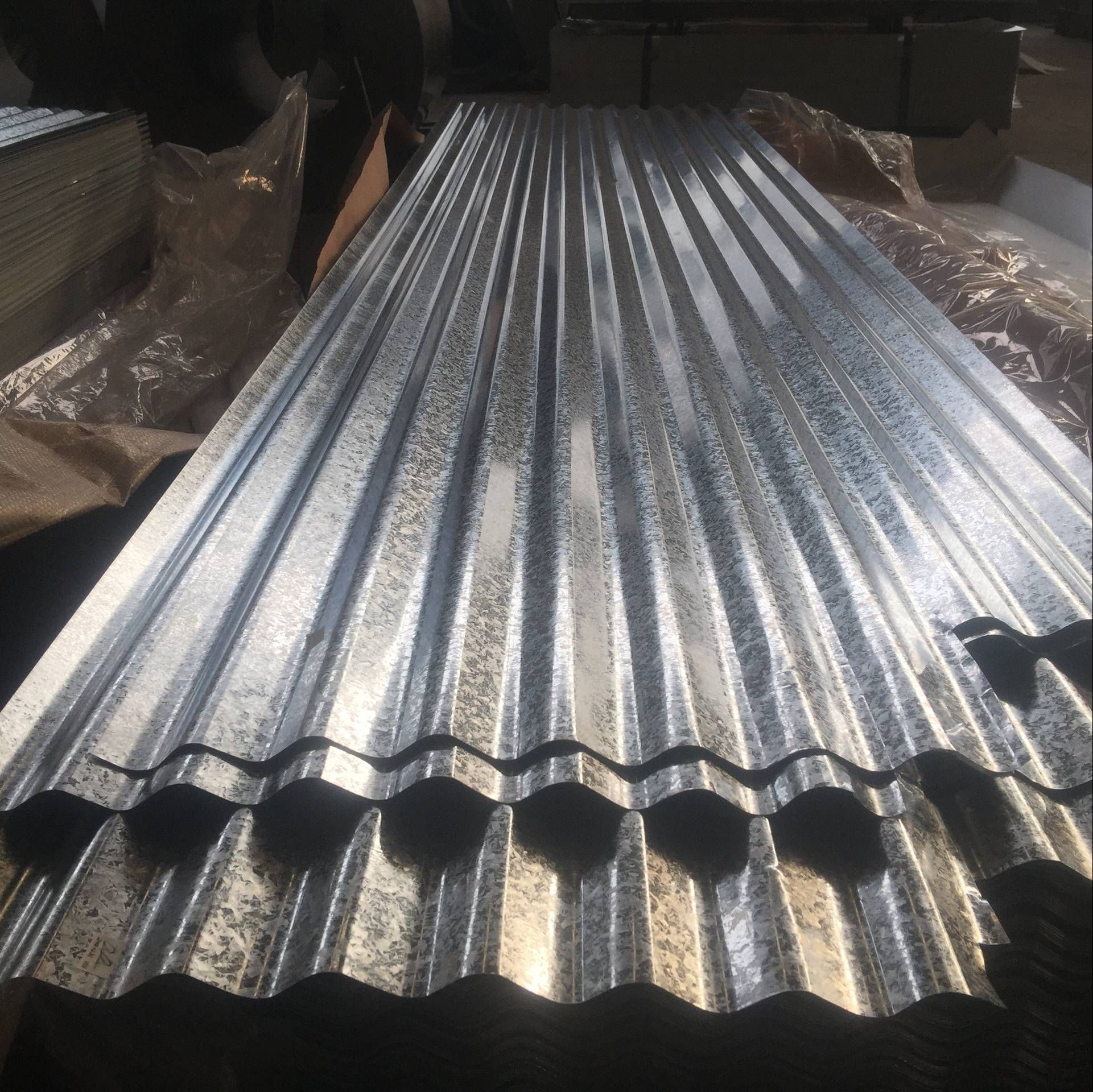 S220GD Galvanized Corrugated Roof Sheet S220GD Galvanized Corrugated Roof Sheet