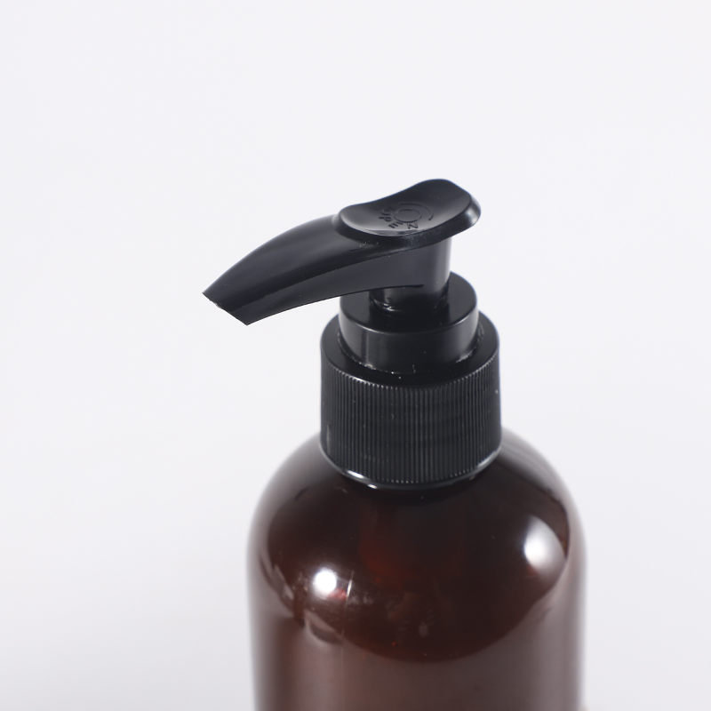 Custom Branded Skin Care Packaging, Wholesale Personal Care Amenities Set with Personalized Bottles for Hotel & Corporate Gifting
