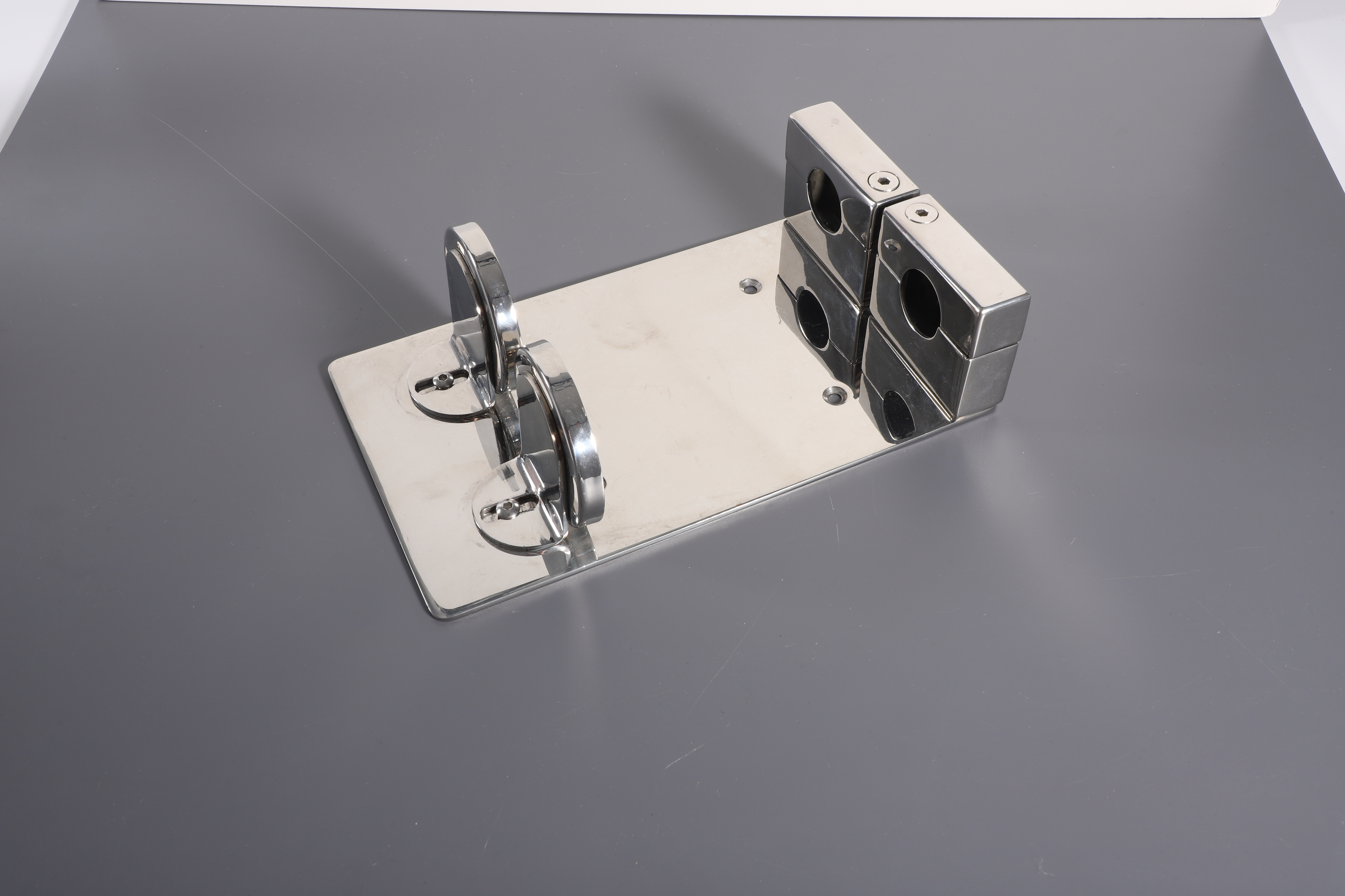 Bulk Commercial Restroom Dispenser, High-Capacity Foam & Liquid Pump for Shampoo and Sanitizer, Durable for Gym & Hotel