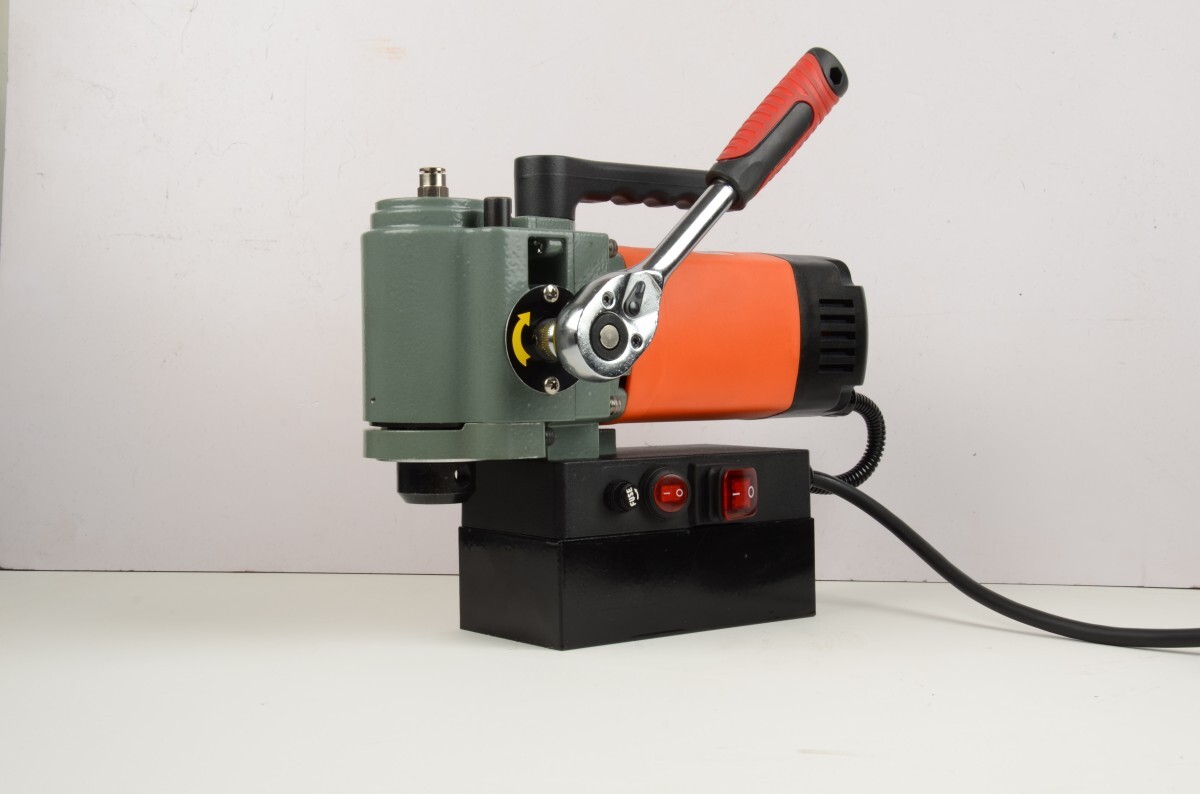 Annular Cutters vs. Twist Drills for Magnetic Drill Holemaking