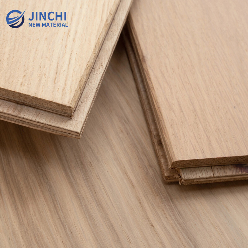 Easy-to-install oak engineered flooring
