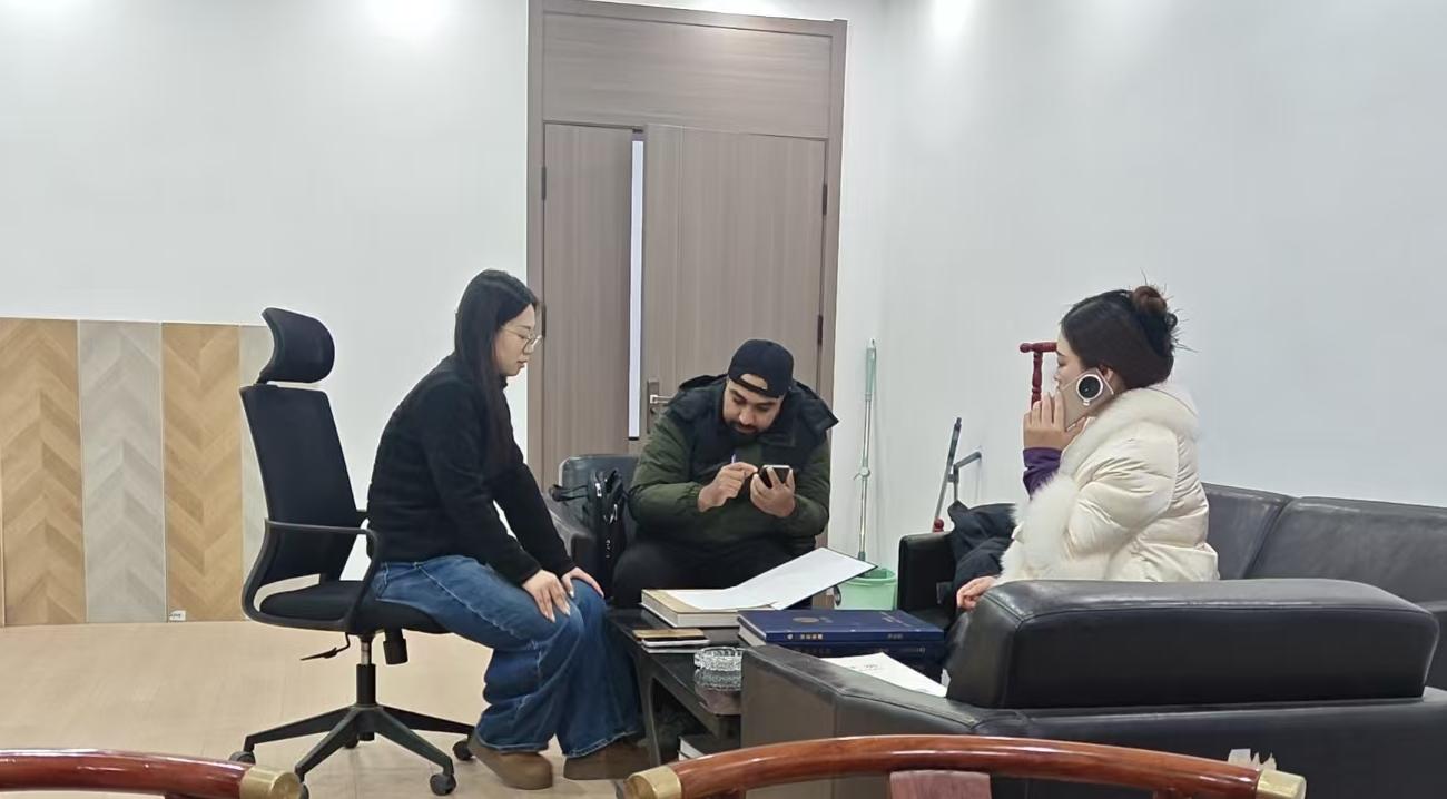 Canadian Clients Visited Our Company, Highly Praised The Quality of SPC Flooring, and Successfully Signed a Contract
