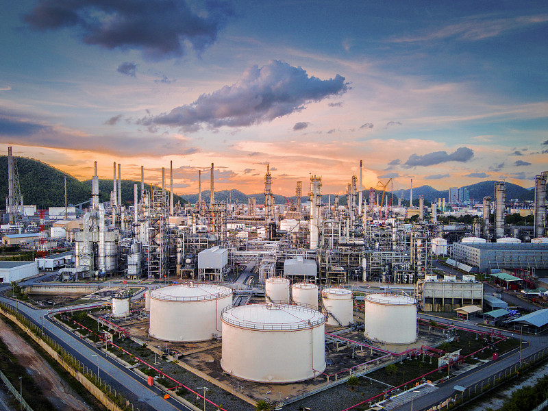 Connecting with over 4,000 factories, a company launches a one-stop procurement service for chemical products. Connecting with over 4,000 factories, a company launches a one-stop procurement service for chemical products.