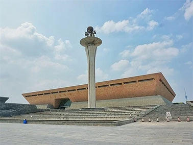 Luoyang Leisure Two-Day Tour (Customizable Tour in April to View Peonies) Luoyang Leisure Two-Day Tour (Customizable Tour in April to View Peonies)